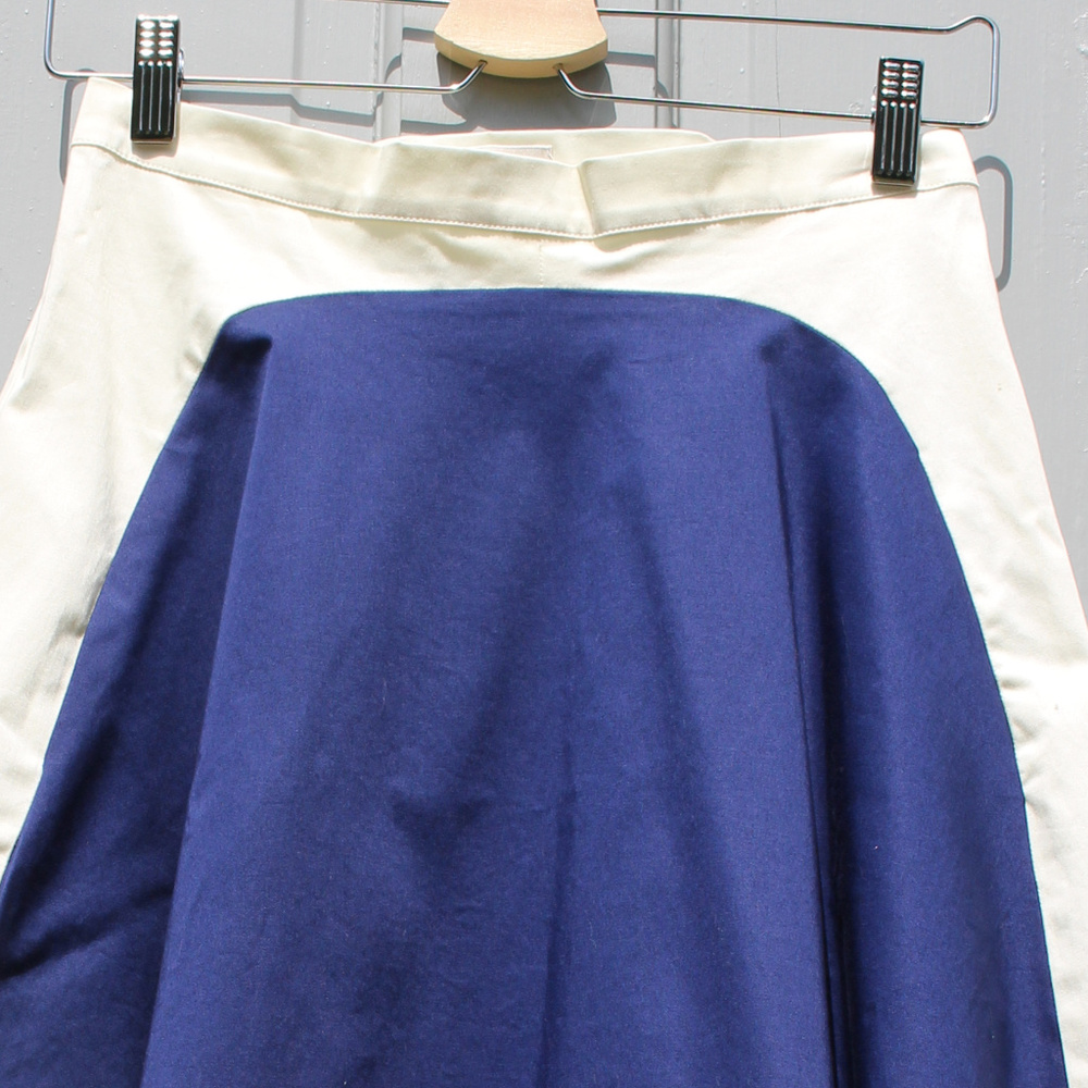 Like New Danish Brand Navy and White Skirt Size S - Picture 5 of 8